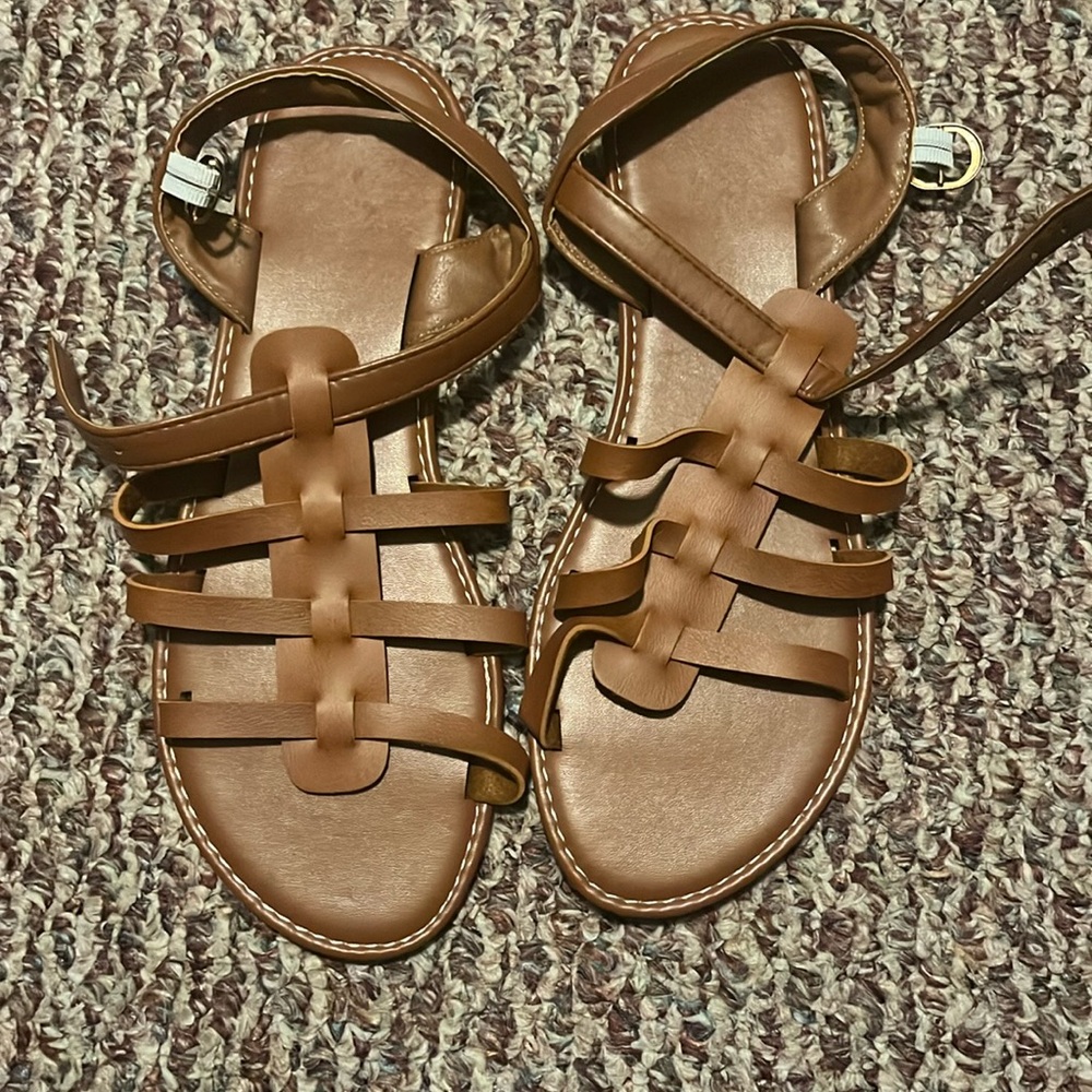 SHEIN brown sandals
